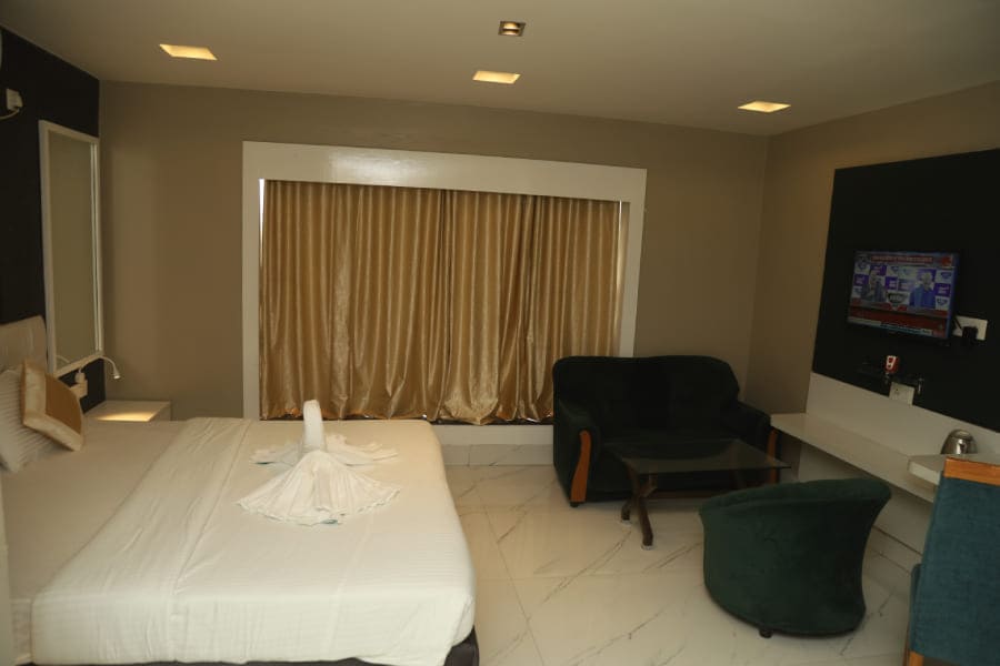 hotels in Corbett